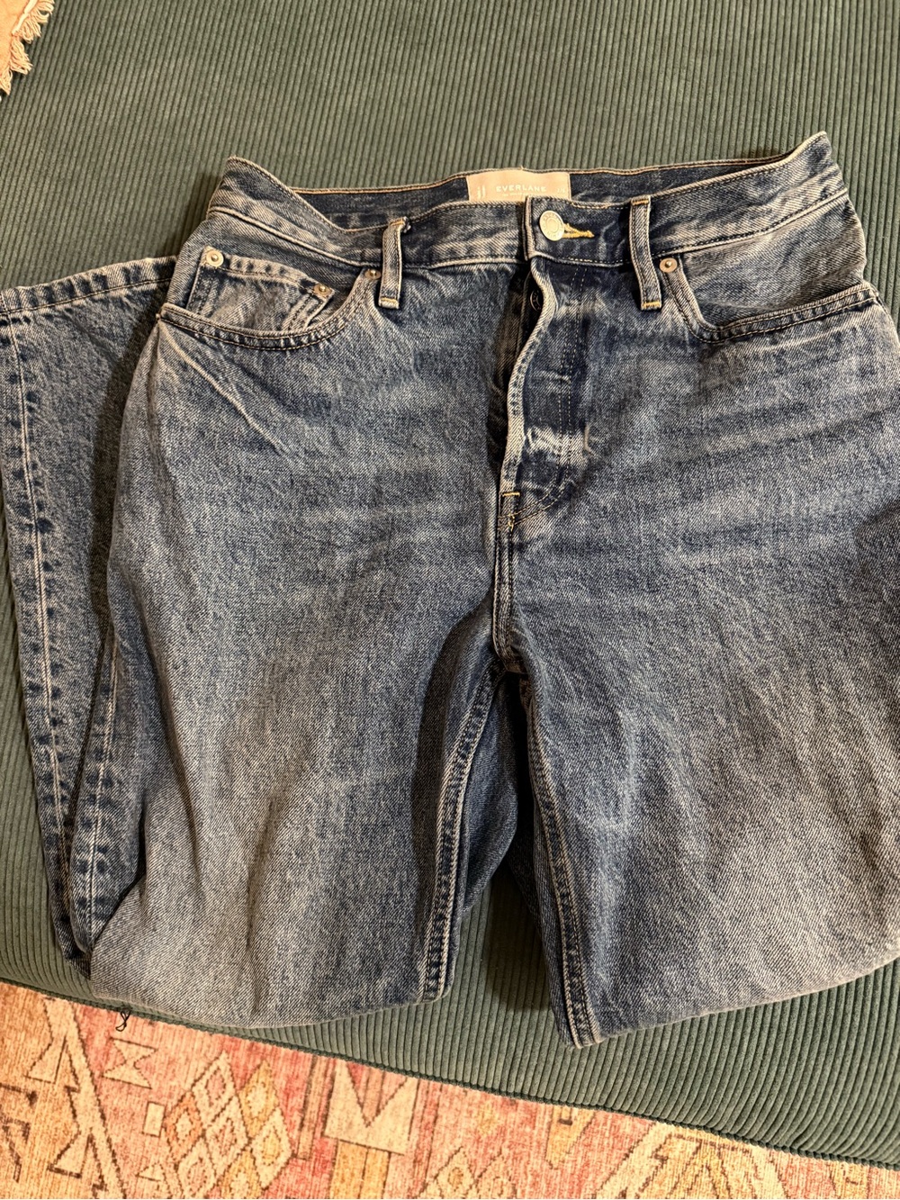 Everlane 90s cheeky jeans
